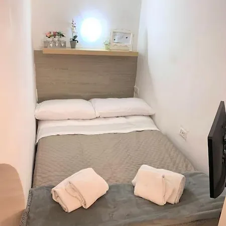 La Casina Di Santa Chiara Wifi, Netflix Naples