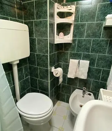 La Casina Di Santa Chiara Wifi, Netflix Apartment Naples