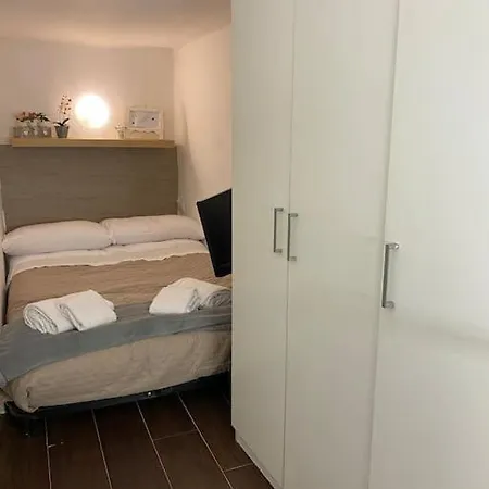 Apartment La Casina Di Santa Chiara Wifi, Netflix Naples