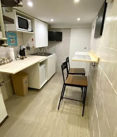 La Casina Di Santa Chiara Wifi, Netflix * Napoli