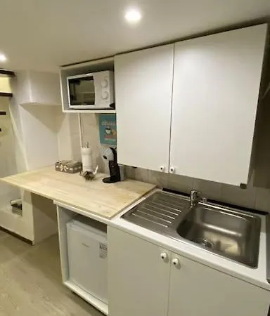 Apartment La Casina Di Santa Chiara Wifi, Netflix Naples
