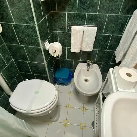 La Casina Di Santa Chiara Wifi, Netflix * Naples